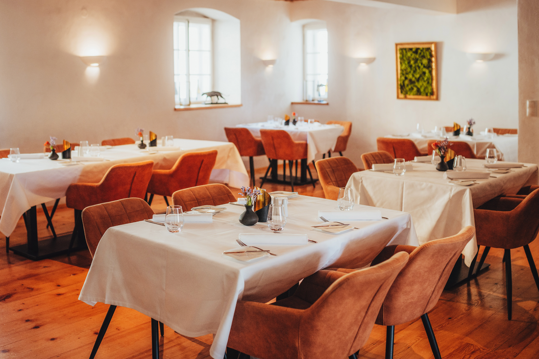 MO'S IM KAISERSHOF